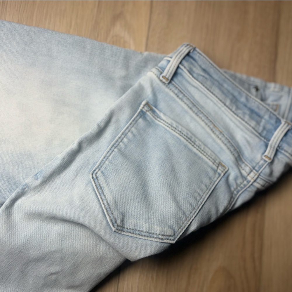 Athleta Sculptek Skinny Crop Jeans Light Wash Stretchy Cotton Blend Sz 0